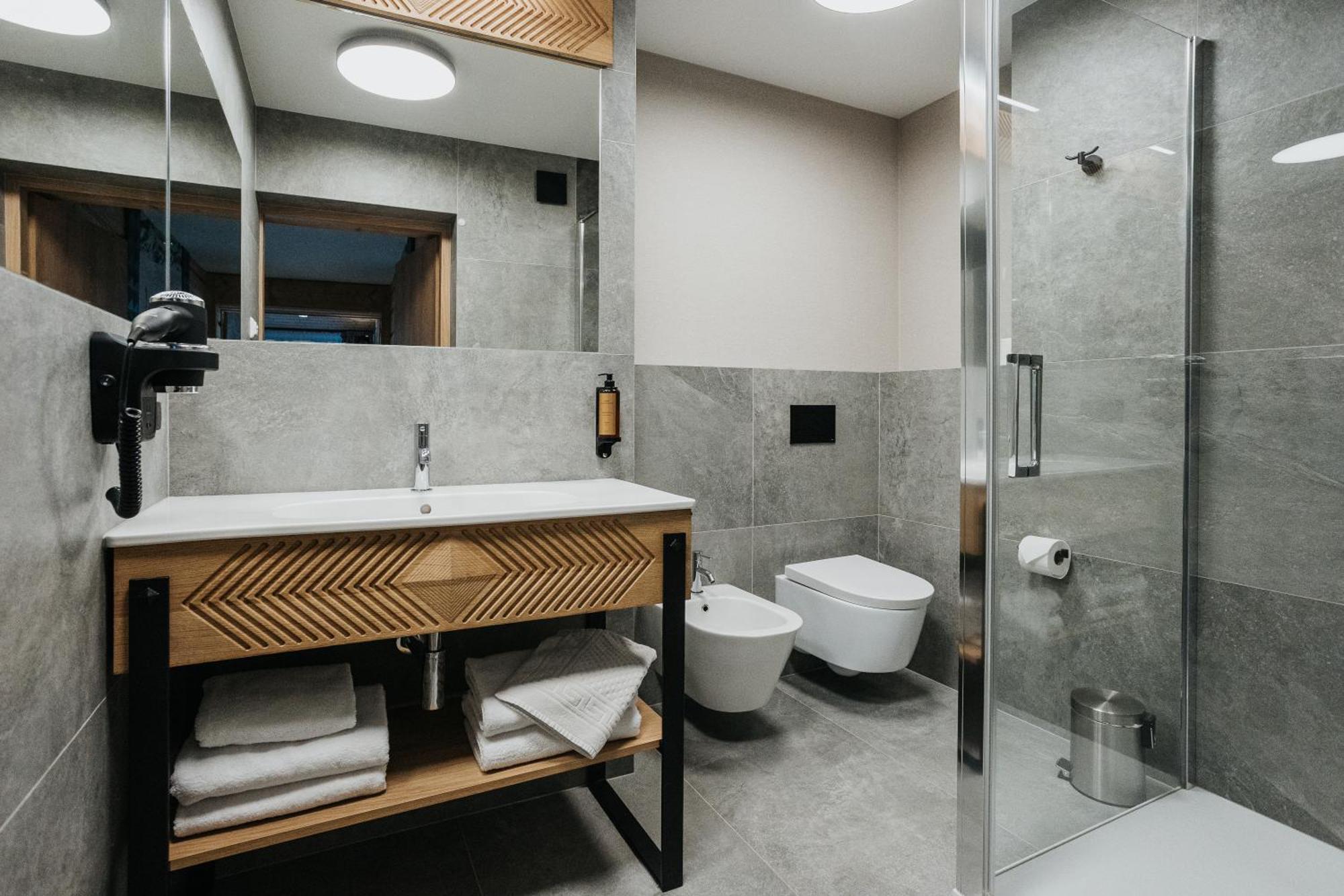 New Jan Hotel apartamentowy 3*